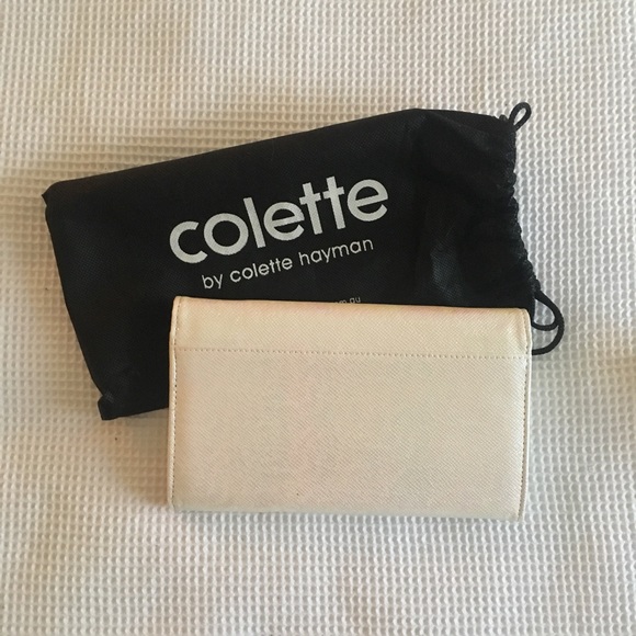 Collete Hayman white holographic clutch brand new - Picture 4 of 4